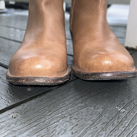 FRYE Carmen Back Lace Short Ankle boot size 10 B Sold Out - Picture 7 of 11